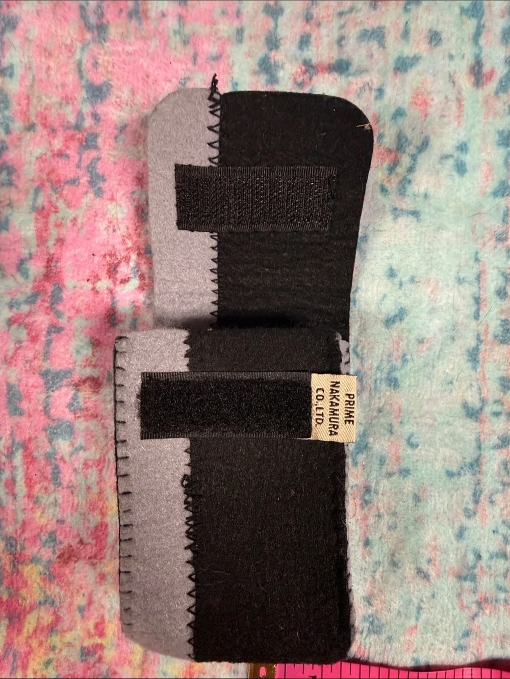 Stylish Camera Felt Phone Case - Black & Gray